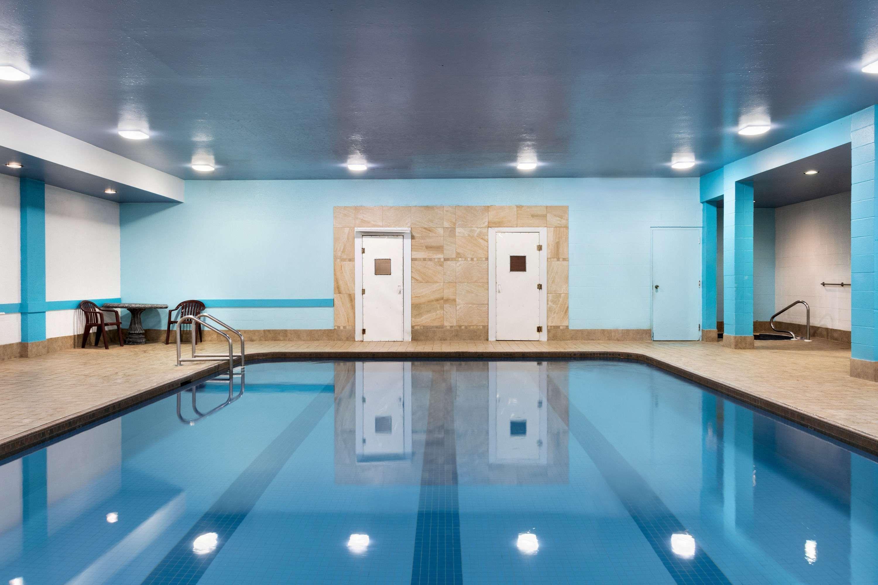 Travelodge By Wyndham Simcoe Eksteriør billede